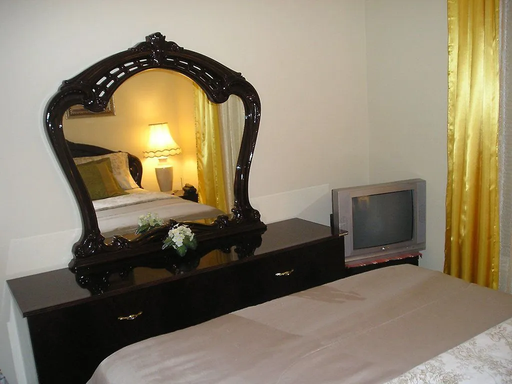 Susan'S Villa Niagara Falls Bed & Breakfast